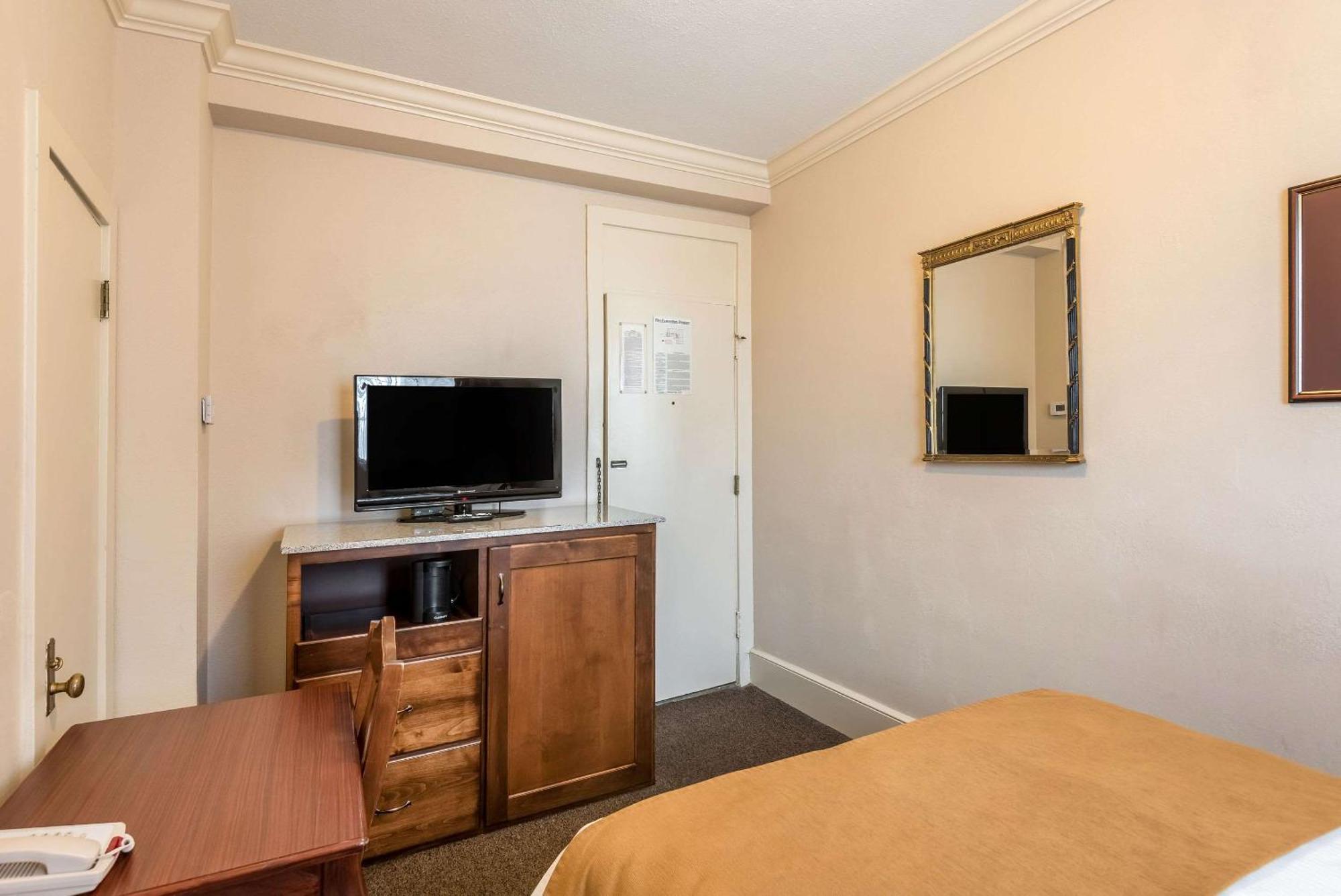 Hotel Bothwell Sedalia Central District, Ascend Hotel Collection Εξωτερικό φωτογραφία